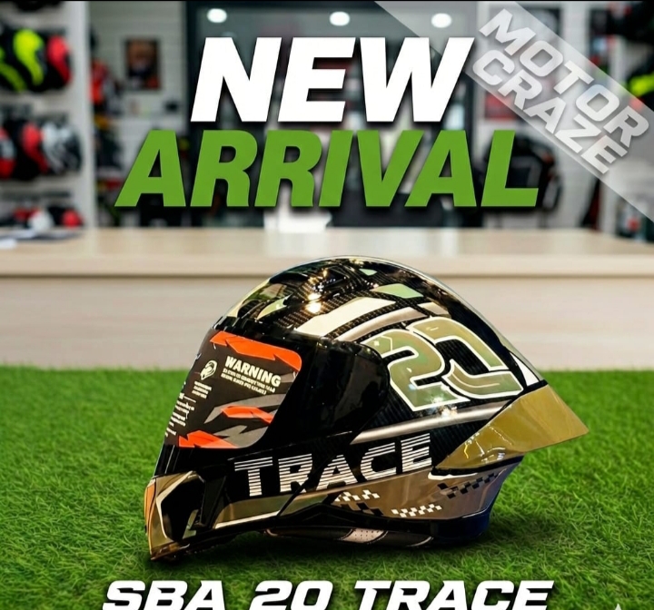 Helmet  thumbnail 2